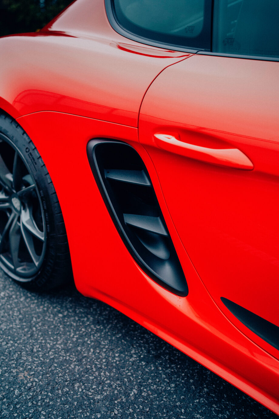 Porsche 718 Cayman T